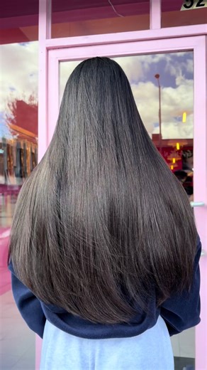 Korean-Style Hair Extensions with Unique Hand-Braiding