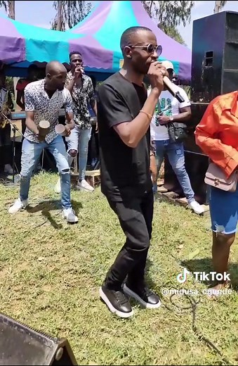 Bende iparaa gaa lady nyamwalo.