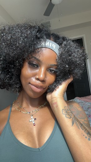 Marvella on Instagram: "Listen I’m done with my lash blindness😭 I love being able to see my eyeshadow looks and Chile this is way lighter on my eyes anyway🥺 Lash tech: @majesticlashstudio Book under “Marvella sets” to get 15% off! #lashextensions #trending #latto #relatable #beauty #explore @topicals #explorepage #reels #lashes #lashesextension #lashartist #lashtech #dallascontentcreator #dallasinfluencer"