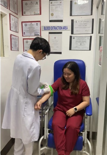 Exploring MedTech: Insights on Internships and Phlebotomy
