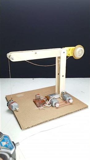 DIY Load Lifting Crane with DC Generator #scienceproject #dcmotorproject #crane #diy #tech