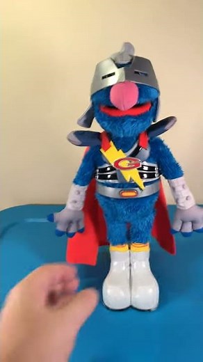 Hasbro super Grover 2.0