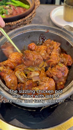 ￼Tasty Cantonese Clay Pot Rice and Sizzling Pots in Richmond Hill!