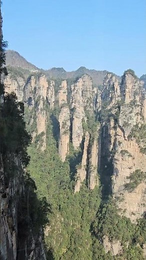 The world’s craziest elevator! 🚠