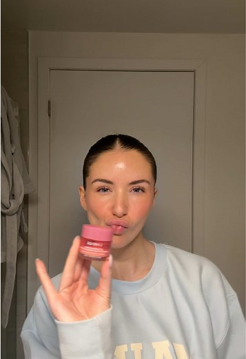 10 min wfh make up to feel put together for the day 🩵