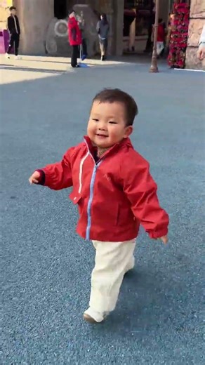 Can't Keep Up: My Shaking Face in a Race Against Time