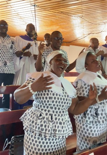 Tow Ayeyi Performance at St. Peter Methodist Ashaiman
