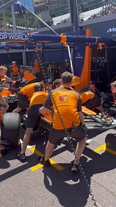 180K views · 12K reactions | Wing swap… #motorsport #motorsportphotography #f1 #formula1 #motorsports #aerodynamics #aero #cargram #mclaren #mclarenf1 #mclarenf1team #frontwing #pitlane #pitstop #wingswap #landonorris #oscarpiastri #monaco #montecarlo | FūDō2 | Facebook