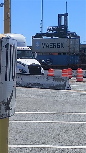 Closer view of Load a container on a train