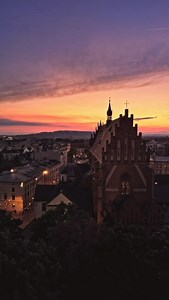 1.8K views · 618 reactions | A stunning sunset weaving through the beautiful architecture of the city.  Flying over tourists, trams, and cars with my drone, the view from above was nothing short of magical. ✨ The golden light made everything below come alive, creating a perfect moment in time. - #dji #drone #dronecinematic #sunsets #sunset #dronevideo #cinematic #architecture #dronevideography #dronelife #poland #travel | Adrian Augustyn ᴾʰᵒᵗᵒᵍʳᵃᵖʰʸ | Facebook