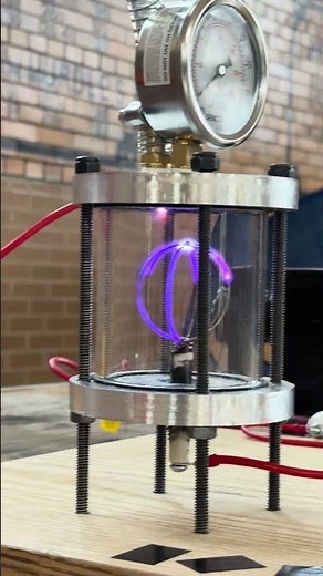 Farnsworth Fusor - 12kV Test Presentation to Kindergarteners