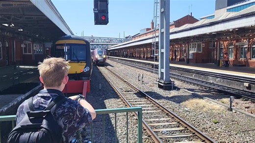 Exploring Class 810 004 on Derby-Nottingham Route
