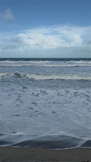 Immerse yourself in nature's beauty and let its calming presence wash over you, restoring balance and harmony! | LH Designs