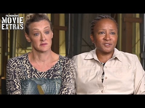 Snatched | On-set visit with Joan Cusack & Wanda Sykes