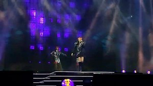 Araneta goes 'Chambe, Chambe' tonight 💃 #IAmTONI #ToniGatTheBigDome #ToniGonzaga #AlexGonzaga | Smart Araneta Coliseum