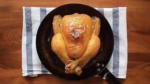 Recept na dokonale šťavnaté pečené kuře?  Stačí jen sůl a nic víc | Videorecepty pana Cuketky | Stream