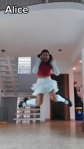 Chuu Heart Attack Dance Cover | Kpop Cover Dance Tutorial