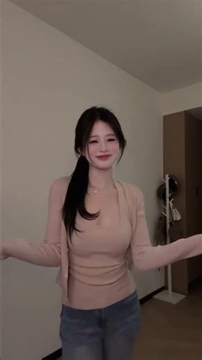 Master the Slow Shake: Silky Smooth Dance Moves