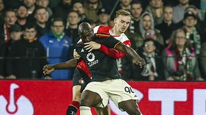 ‘Koopje’ Beelen vergeleken met Ajax-speler: ‘Dan is dat een betere deal’ | Voetbalzone