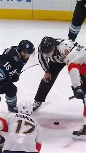 NFL players being unintentionally hilarious for 60 seconds straight. 😂 These Mic'd Up moments are pure gold. #NHL #MicdUp #Funny #HockeyLife #SportsComedy