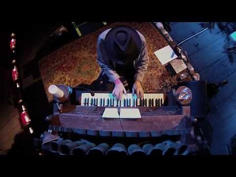 Neil Young - Mother Earth (Live)