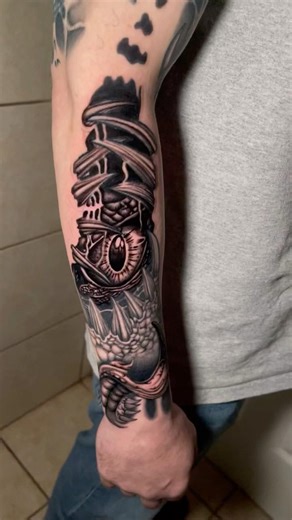 Free hand, sharpie tattoo ￼