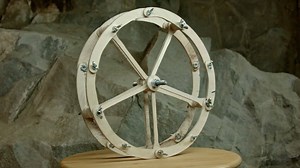 Collapsable Wheel - Music Box Build #TheWintergatanStory | Wintergatan
