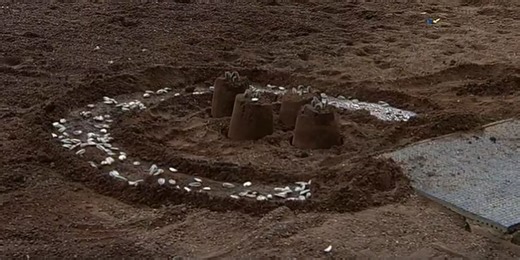 What to do during a blowout win? How about build a sandcastle