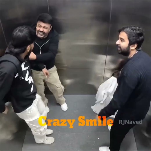 #1 cute girl ghost prank on men's | amuku dumuku Amal dumal song | #shorts #viralvideo #trending