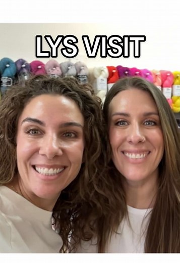 One of our LOCAL yarn Stores with @RachelAtTableTen we LOVE @Moon & Yarn #localyarnstore #lys