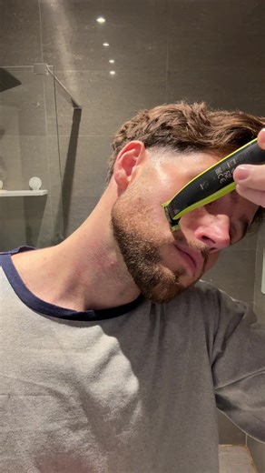 Philips OneBlade: Ultimate Men's Grooming Tool