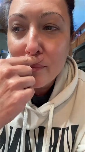 Kids love this gravity-defying Gecko Toy that climbs walls, glass, and ceilings! | GeckoToy