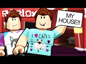 VISITING OUR OWN HOUSE IN ROBLOX!
