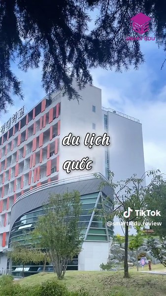 ✍️ĐẠI HỌC DAE KYEUNG Đại học Daekyeung (대경대학교) nổi bật với các chương trình đào tạo trong lĩnh vực Kỹ thuật, Quản trị Kinh doanh, và Nghệ thuật. Trường cung cấp môi trường học tập hiện đại, nhiều cơ hội thực tập và giao lưu văn hóa cho sinh viên quốc tế. Với đội ngũ giảng viên dày dạn kinh nghiệm và các hoạt động sinh viên phong phú, đây là điểm đến hấp dẫn cho những ai muốn trải nghiệm học tập tại Hàn Quốc! #daihocdaekyeung #duhochanquoc #topik #dhsvn #duhocsinhvietnam #대경대 #duhocsmartedu #smar