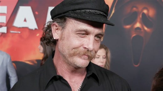 Ethan Embry says Neve Campbell made 'Scream 7' set feel warm and inviting | THR video