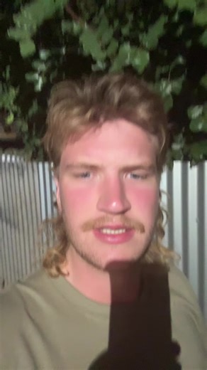 Short scroats in big boy seats big problem 🙃 #dontbookfireexitseatsifyouaresmallyouhelmet