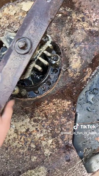 Mud_is_fun (@mud_is_fun_is_back)’s videos with original sound - Mud_is_fun
