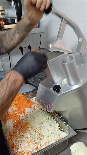 Haxix tal minestra Haxix tal brodu Colslow Tewm u tursin imqatta #colsow #haxixtalminestra #haxixtalbrodu #tewmutursin #tamlta #haxixfrisk | Ta Chris fruit and veg