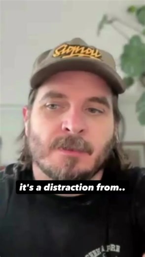 🎸 OUR INTERVIEW WITH DUSTIN KENSRUE IS OUT NOW! Hear the full, 100-minute conversation with the @Thrice singer/guitarist now on Apple Podcasts and Spotify - search ‘Heavy stories podcast’. Here’s a taster: why Dustin thinks the afterlife is a “distraction” from the beauty of the everyday. It’s part of a much broader discussion of his deconstruction and journey away from inerrancy and reformed theology. Listen now! . . . #thrice #podcast #metalpodcast #posthardcore #metal