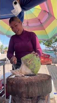 Cómo pelar un coco🌴🥥