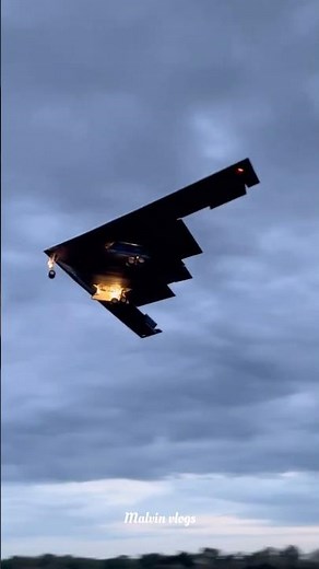 16,000 കോടിയുടെ വിമാനത്തിന്റെ inside 🤯 The Ultimate B-2 Bomber Reality#shortsfeed #shortvideo