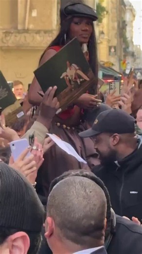 The Doechii copers are insane.Someone that was authentically getting swarmed like this in Paris is going to have a conversation about her consistently. Let's keep it a buck. She has ZERO motion. Nine Vicious, Bleood, Che, Slayr, (the last of which I've only listened to one song by). All of these guys get more attention, more conversation, more anticipation than Doechii. And none of them have any award or major hit.And I don't give a fuck what she's working on, because if she's been working on so