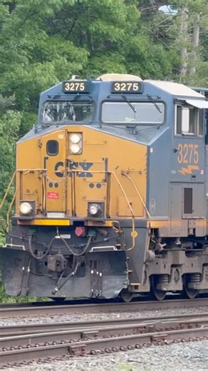 CSX M204 casually runs through Rotterdam - May 31, 2026