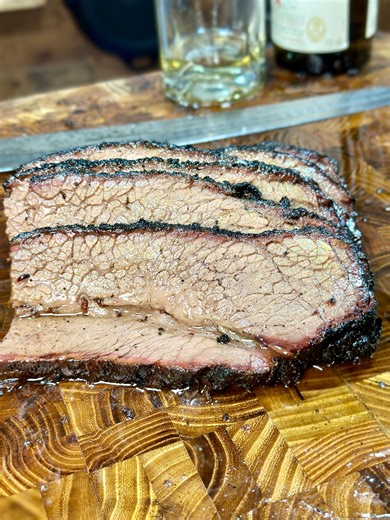 Do modifications to an offset smoker really make a difference? Steve Gow from Smoke Trails BBQ cooks a brisket on a #Oklahomajoes Highland Offset Smoker and compares it to a brisket smoked on a highly modified Highland with a fire basket, air scoop, gasket seals, clamps, a grate-level stack and a stack extension. Full results and recipe on the Oklahoma Joe’s Youtube channel here: https://fal.cn/3AG3m | Oklahoma Joe's Smokers