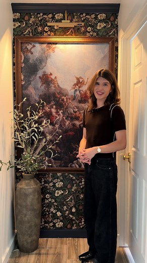 Bold Wallpaper and Frame Combo That Transforms a Room