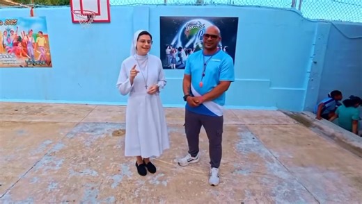 🏐🏀 ¡Vive la experiencia deportiva en el Colegio María Auxiliadora, Santurce !🏀🏐 Si buscas una institución donde tu hijo o hija pueda desarrollarse académicamente y también crecer en el deporte, EL DEPARTAMENTO DE ATLETISMO te invIita a nuestra Casa Abierta – Kinder a 8mo grado. En el Departamento de Atletismo fomentamos disciplina, liderazgo, trabajo en equipo y pasión por el juego. Nuestros programas de Voleibol y Baloncesto están diseñados para desarrollar fundamentos técnicos, condición f