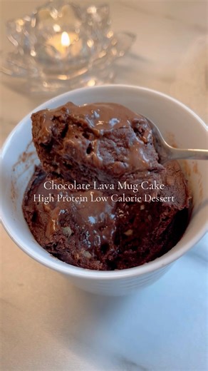 Chocolate Lavender Mug Cake | High protein | low calorie dessert