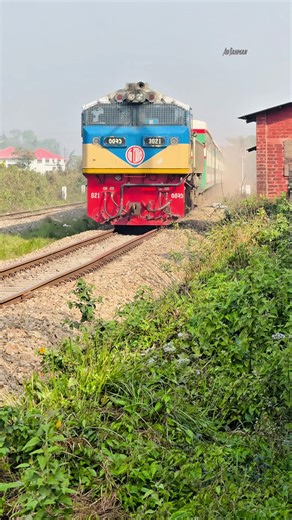 Bangladesh Railway Non Stop Porjotok Express Train