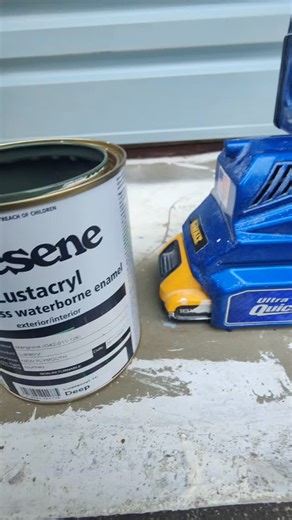 Got to have it #gracoultrashot #graco #quickshot #straightedgepainting #complimentsovercomplaints | Straightedge Painting Ltd