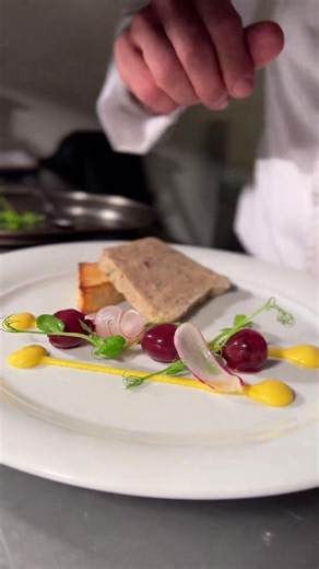 998K views · 10K reactions | An absolute delight to host the...